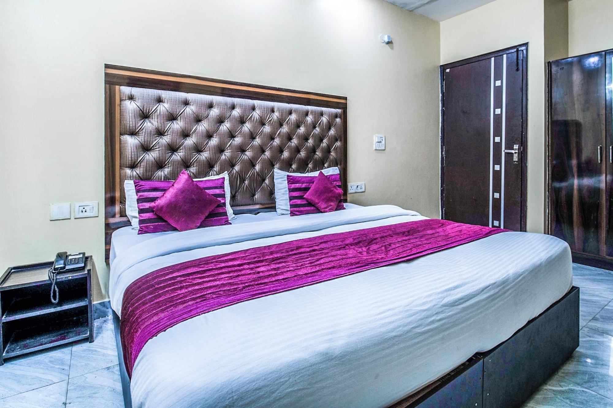 Hotel O Crosswinds Residency Indirapuram Extérieur photo