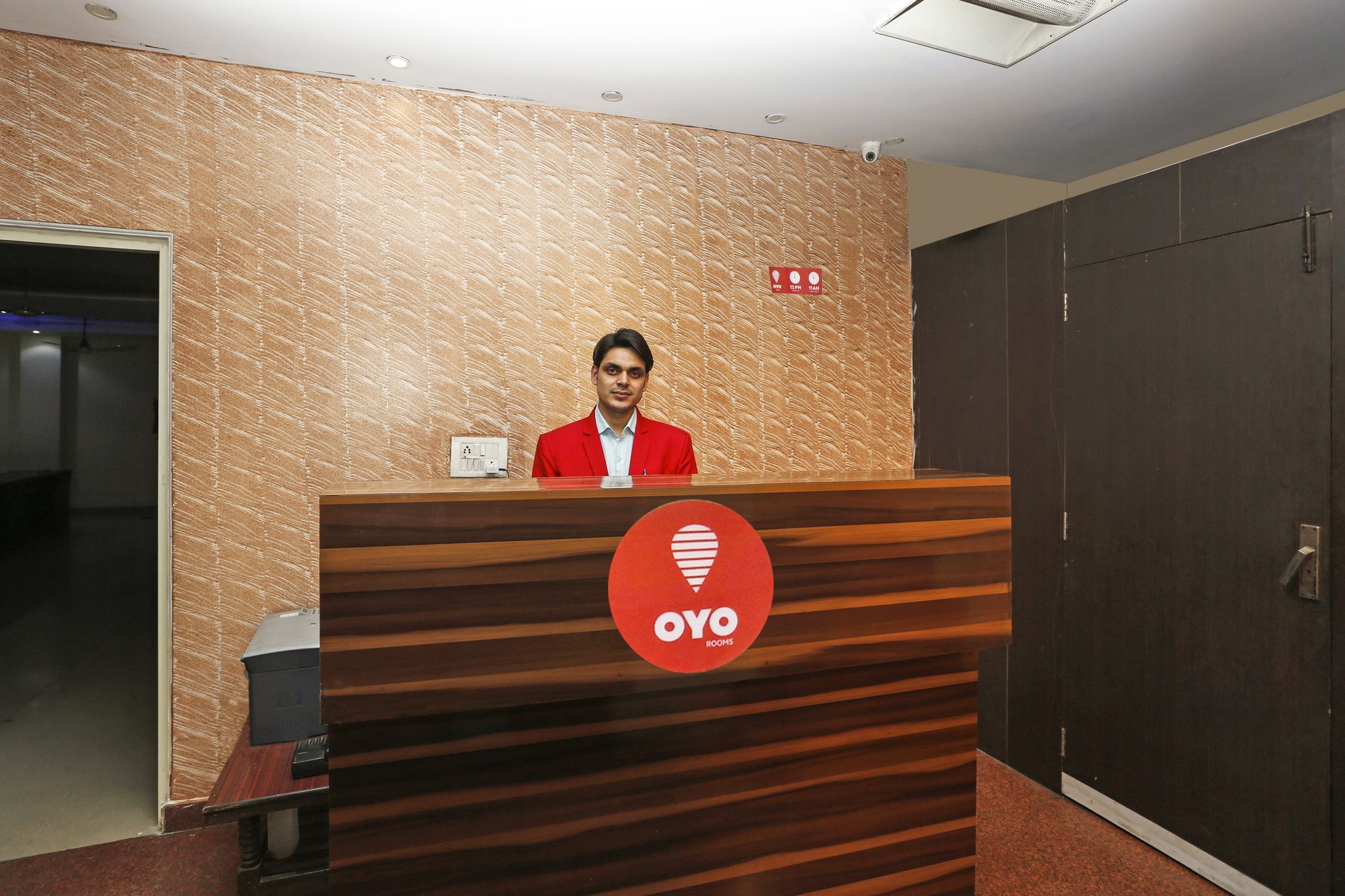 Hotel O Crosswinds Residency Indirapuram Extérieur photo